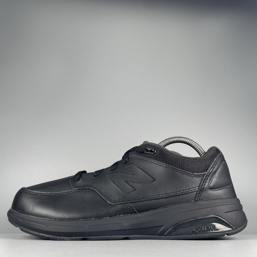 Mens 7 Womens 8.5 New Balance 813 V1 Black Athletic Leather Walking Shoe Sneaker
